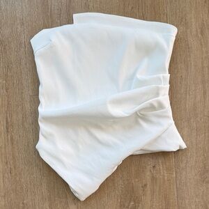 Zara White Strapless Top with Subtle Draping Size M